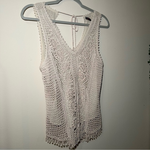 Cyrus Tan Crochet Vacation Resortwear Boho Top - Picture 4 of 16